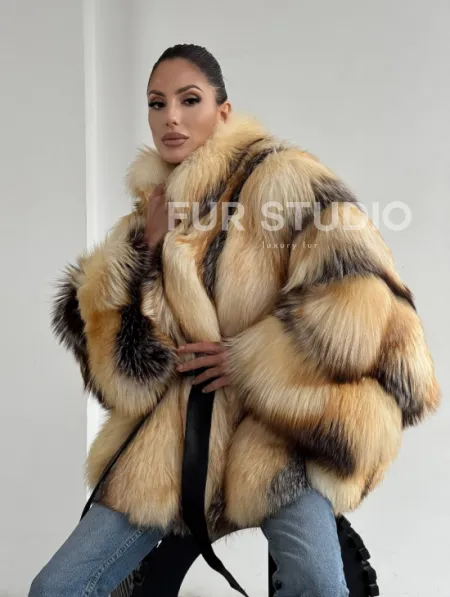 Шуба из меха лисы «Golden fox» - летучая мышь - фото 0