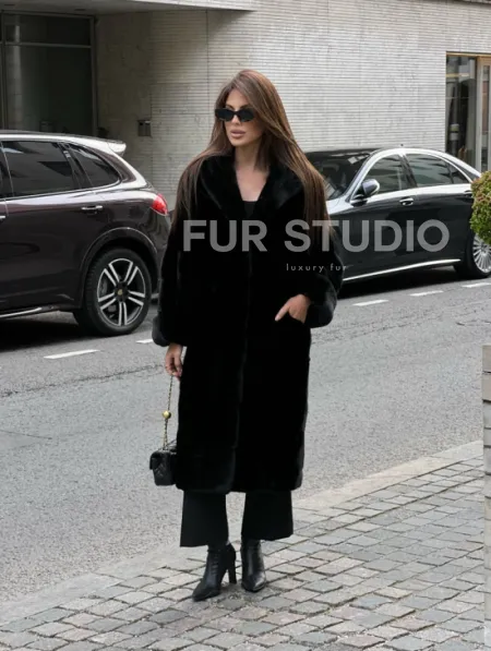 Шуба из меха норки SAGA FURS с капюшоном - фото 2