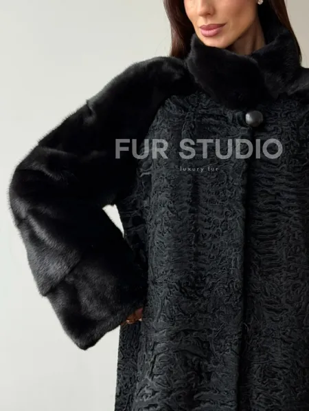 Шуба из каракуля с норкой - стойка воротник - фото 1