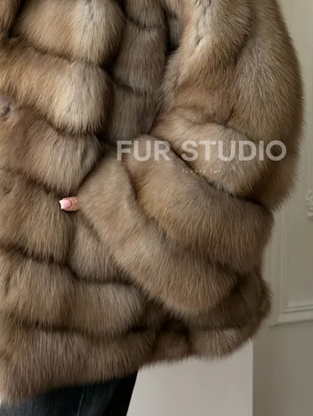 Шуба оверсайз из куницы - фото 1