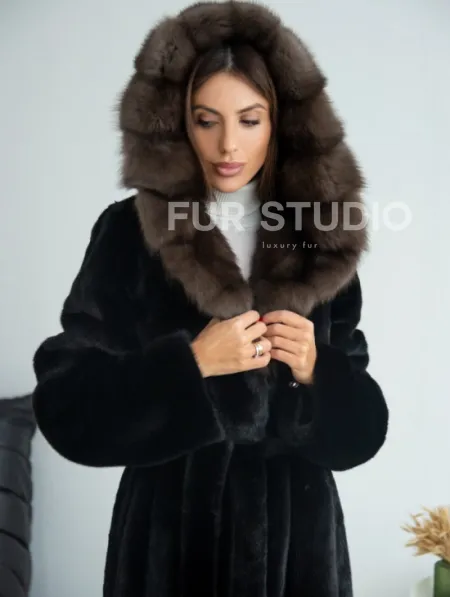 Норка BLACKGLAMA, пластины с капюшоном из меха куницы - фото 1