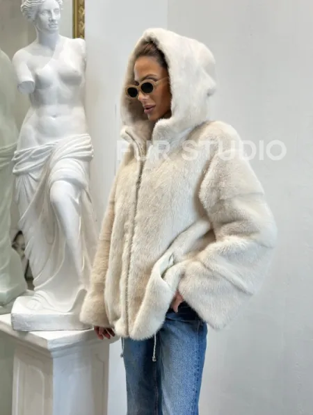 Норковая куртка с капюшоном - цвет ваниль - фото 3