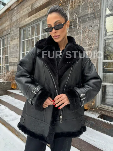 Черная дубленка авитор на овчине - фото 1