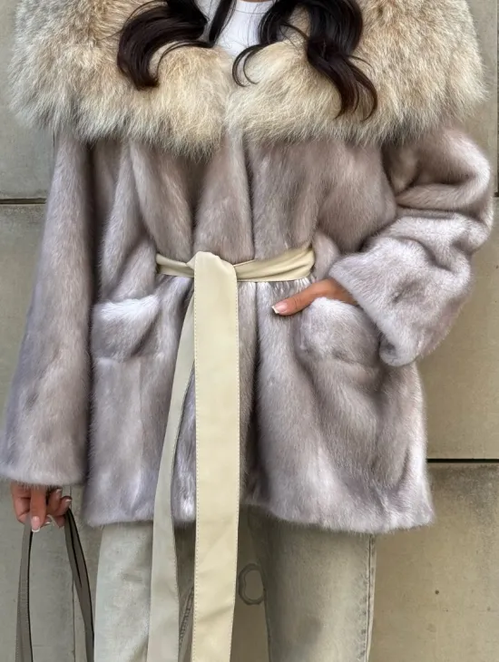 Полупальто из меха норки с капюшоном, отделка из меха рыси - цвет колотый лед - фото 5