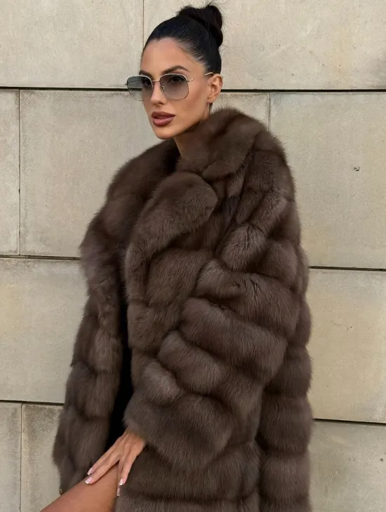 Шуба из куницы в цвете Tartufo  английский воротник - фото 6