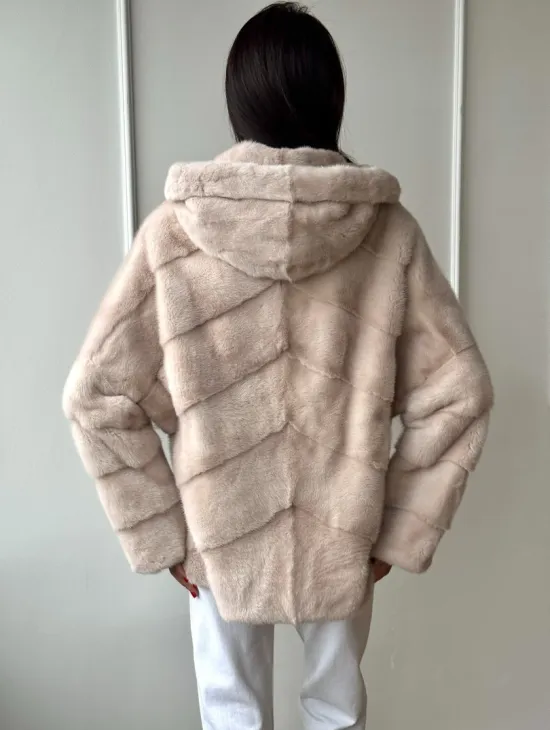 Меховая куртка - шуба из меха норки с капюшоном в цвете пудра - фото 4