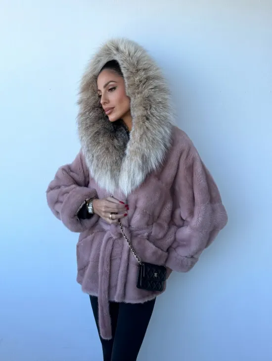 Шуба из норки Pink с капюшоном из меха рыси и манжетами на рукавах - фото 10