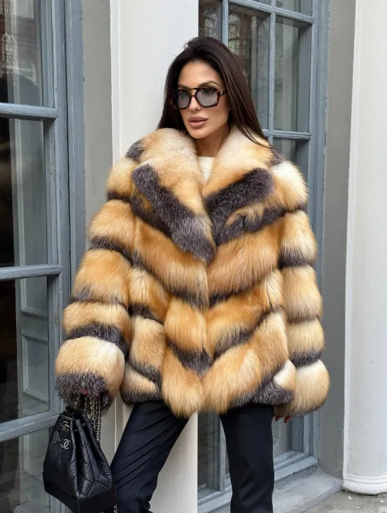 Шуба из меха лисы Golden-grey fox с английским воротником, с поясом - фото 8