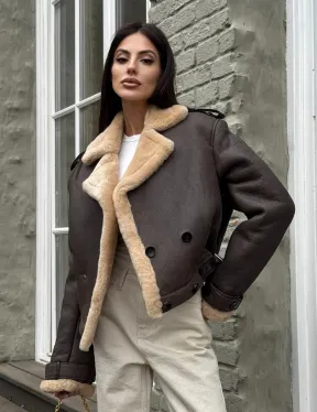 Кроп - дубленка двубортная Dark brown на пуговицах - фото 9