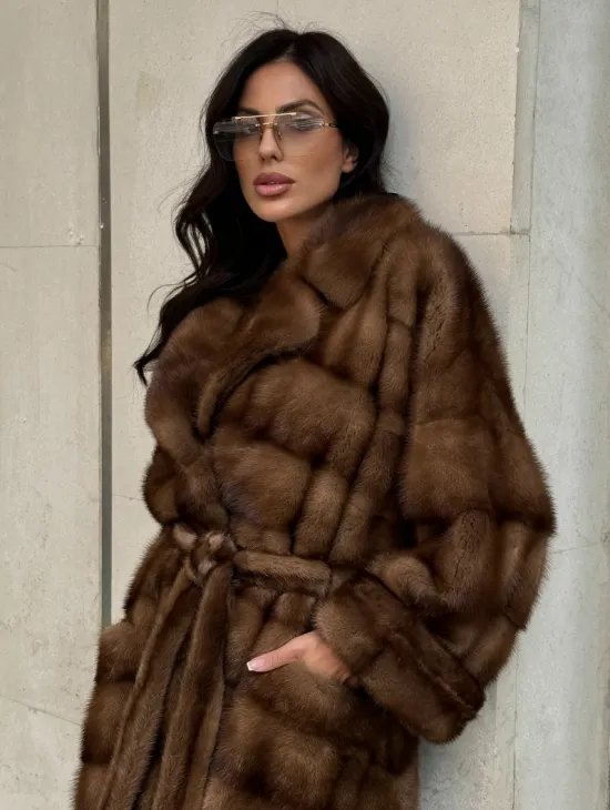 Норковая шуба в цвете соболь с английским воротником - фото 5