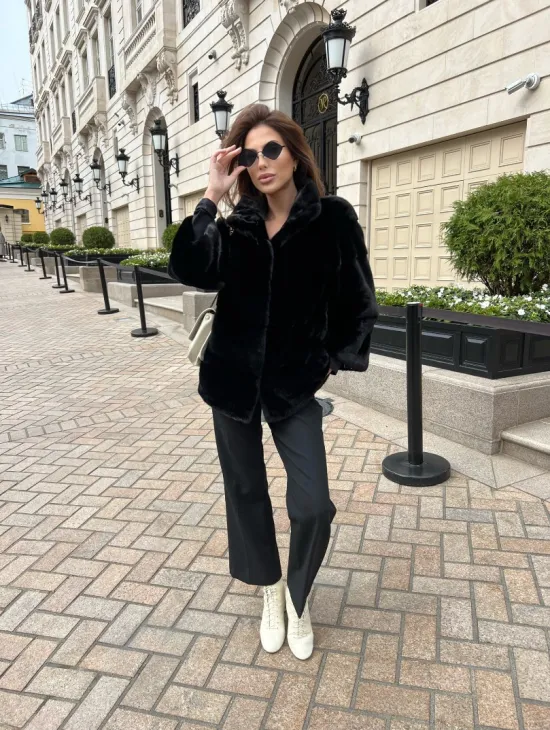 Черная короткая шуба из аукционной норки NAFA - фото 4