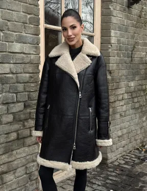 Удлиненная дубленка на белой овчине - фото 8