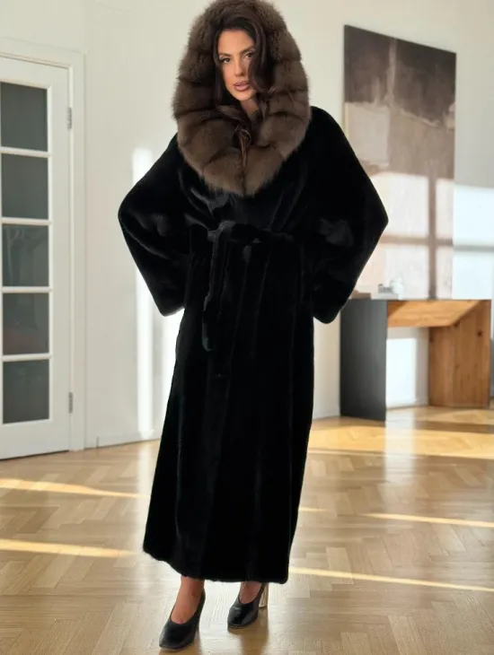 Шуба из меха норки BLACKGLAMA - фото 2