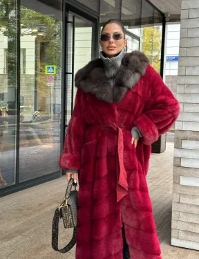 Длинная норковая шуба с капюшоном куница - фото 9