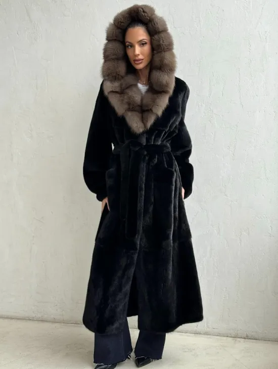 Черная норковая шуба с поясом - капюшон куница - фото 3