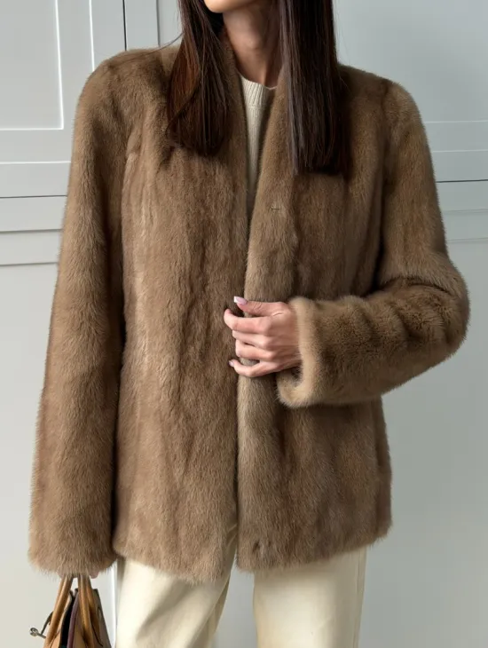 Женский норковый полушубок пастель - фото 5