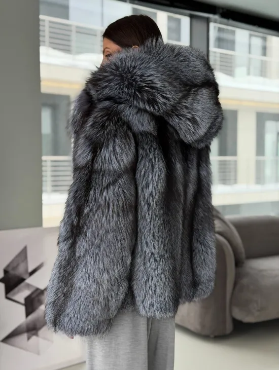 Полушубок из чернобурки с капюшоном - фото 8