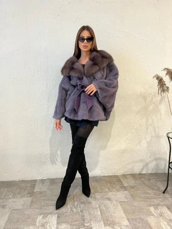 Шуба норковая - пончо с капюшоном куница цвет лаванда - фото 8