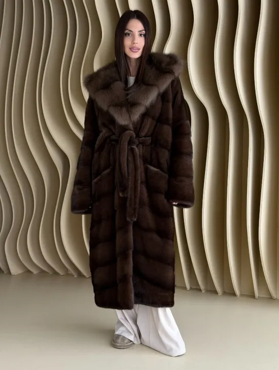 Шуба норкова с капюшоном из меха куницы - цвет соболь - фото 5