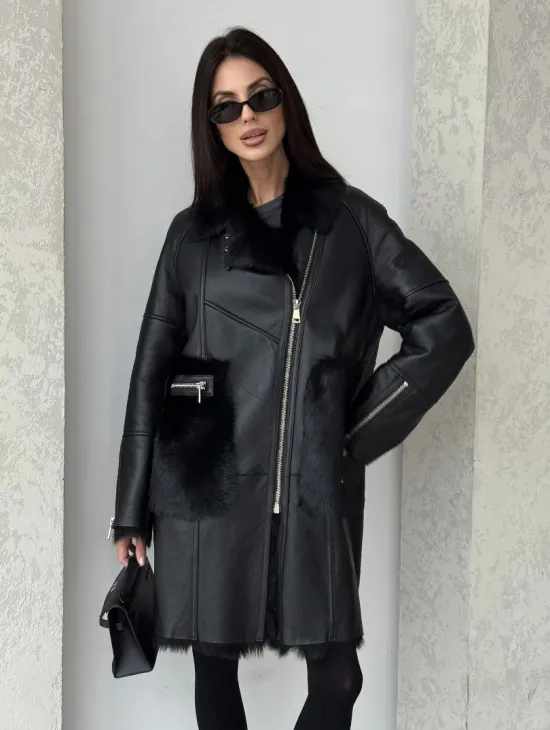 Черная дубленка на тоскане - фото 3