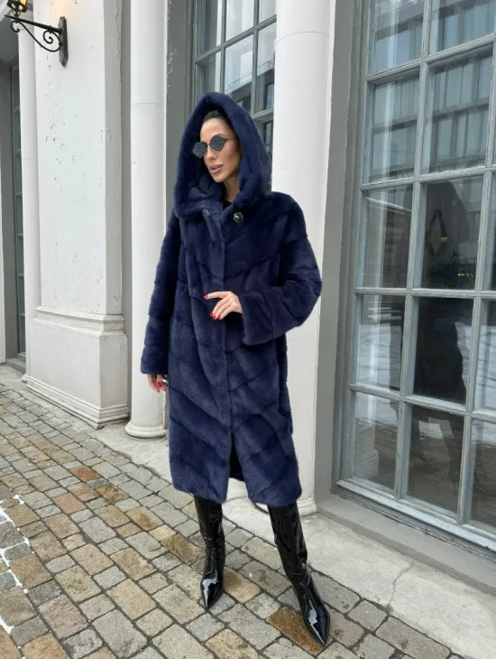 Шуба паркет из меха норки с капюшоном - цвет черника - фото 8